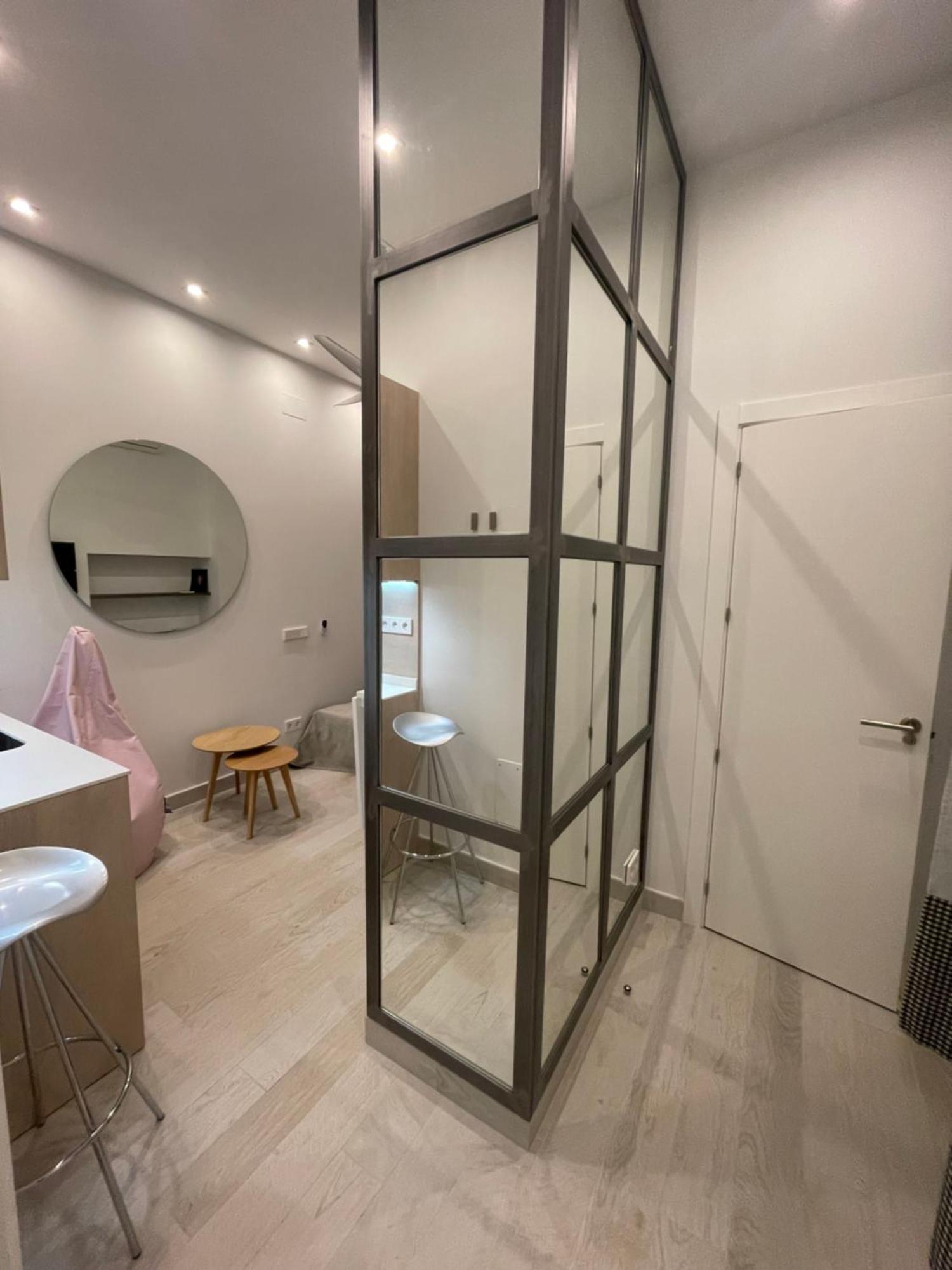 Appartamento Casa De Huespedes Almirante Madrid Esterno foto